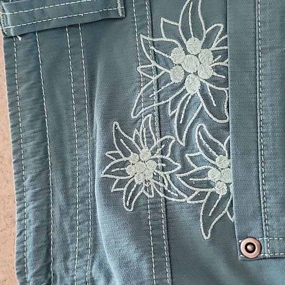 Kühl Capris - Picture 2 of 9